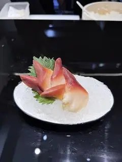 Hình ảnh Sashimi sò đỏ 