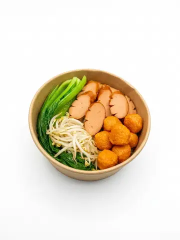 Hình ảnh Mì trộn xúc xích + tôm viên