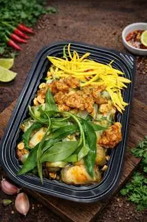 Hình ảnh Bánh Tráng Cuốn Trộn Phơi Sương full topping