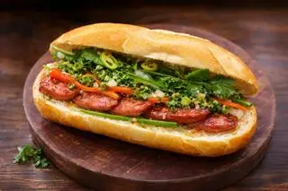 Hình ảnh Bánh mì lạp xưởng tôm - size L