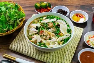 Hình ảnh Bánh đa thịt trần