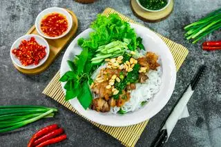 Hình ảnh BÚN THỊT NƯỚNG