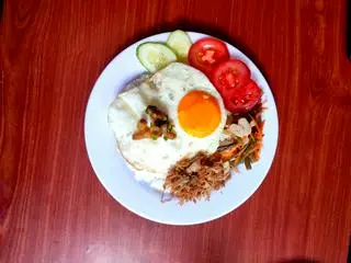 Hình ảnh Cơm tấm chả bì