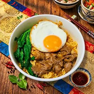 Hình ảnh Mì bò sốt tiêu đen