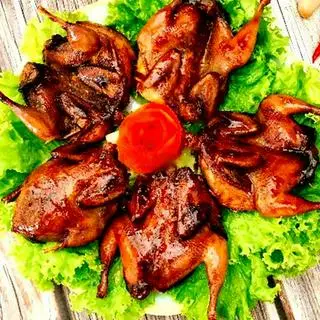 Hình ảnh Chim cút chiên 2 con