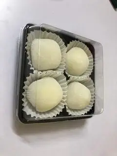 Hình ảnh Hộp 4 bánh mochi nhân Phômai