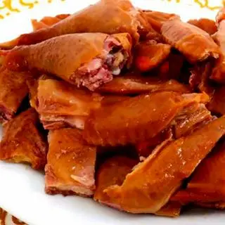 Hình ảnh Combo gà hun khói nữa con - Pepsi