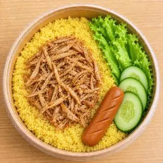 Hình ảnh Cơm Chiên Cá Cơm + Xúc Xích Chay