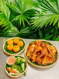 Hình ảnh Gà quay bánh bao