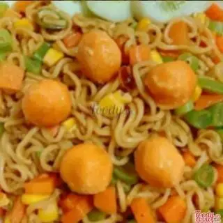 Hình ảnh Mì trộn tôm viên