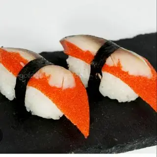 Hình ảnh Nigiri cá trích đỏ