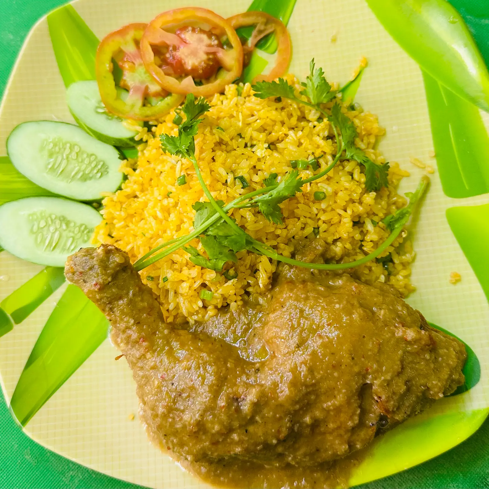 Hình ảnh Cơm gà sốt sambal