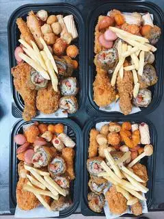 Hình ảnh Combo Box Ăn Vặt Cỡ Lớn