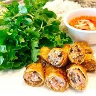 Hình ảnh BÚN + 2 CÂY CHẢ GIÒ