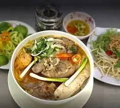 Hình ảnh Bún bò đặc biệt