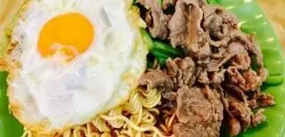 Hình ảnh Mì xào bò trứng 2 vắt