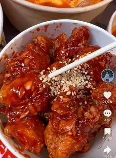 Hình ảnh Gà Sốt Chua Ngọt Phủ Pho Mai 