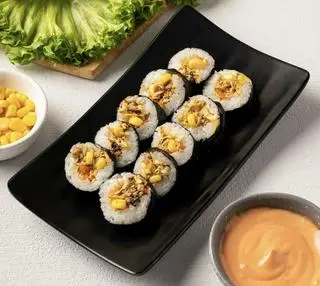 Hình ảnh Cơm cuộn gà nấm phomai