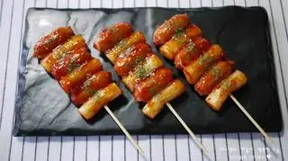 Hình ảnh Xiên Tokbokki Xúc Xích