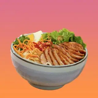 Hình ảnh Phở Trộn Nem Nướng Luji