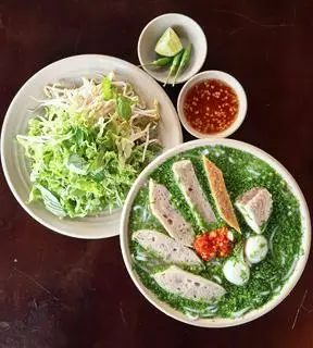 Hình ảnh Bánh canh hẹ - chả ớt xanh