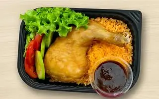 Hình ảnh Cơm Chiên Đùi Gà Sốt BBQ