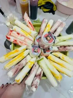 Hình ảnh Yaourt mix trái cây