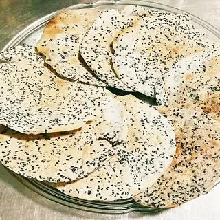 Hình ảnh Bánh Mè đen  Nước  cốt  dừa 