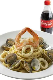 Hình ảnh Combo mì Ý hải sản sốt kem + Coca