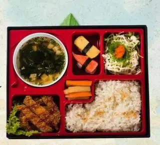 Hình ảnh Bento Thăn Lợn Chiên