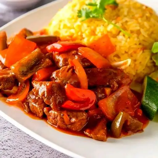 Hình ảnh Cơm chiên bò lúc lắc