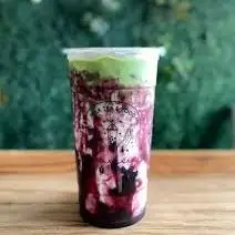 Hình ảnh Matcha latte việt quất