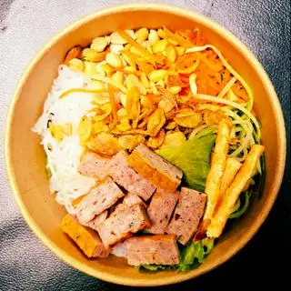 Hình ảnh Bún Trộn Nem Nướng