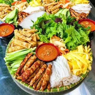Hình ảnh Combo 1 suất nem - 1 Coca