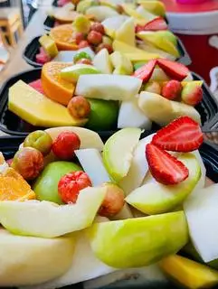 Hình ảnh Phần Trái Cây Thập Cẩm Vừa 