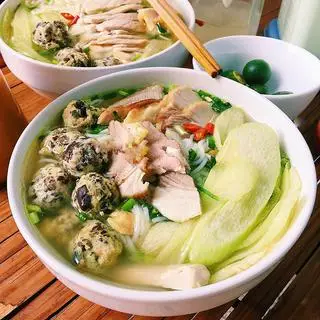 Hình ảnh Bún Thịt Mọc - dọc mùng măng khô xào