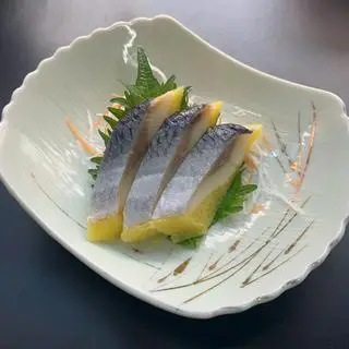 Hình ảnh 74. Nishin Sashimi