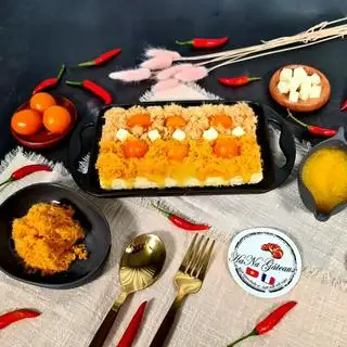 Hình ảnh Bông Lan Trứng Muối Mix 2 Vị