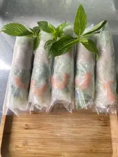 Hình ảnh combo 5 gỏi cuốn tôm thịt 