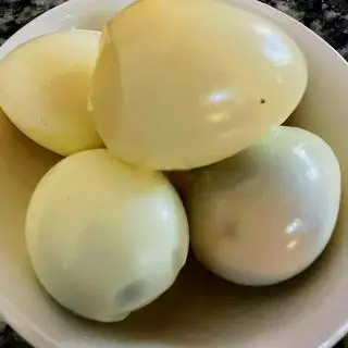 Hình ảnh 5 viên Trứng cút thêm