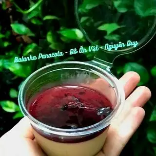 Hình ảnh Panna cotta việt quất