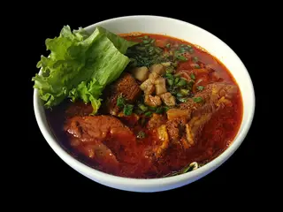 Hình ảnh Hủ tiếu mì sườn kho