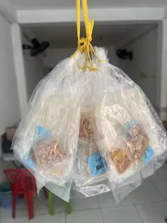 Hình ảnh Bánh tráng muối hành phi tỏi (bịch)