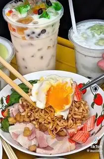 Hình ảnh Mì trộn thanh cua-lòng đào+canh heo vien