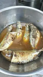 Hình ảnh Cá Bạc Má Kho Tiêu 