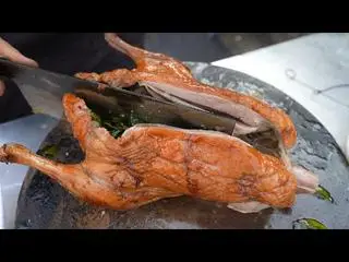 Hình ảnh Vịt quay lá móc mật