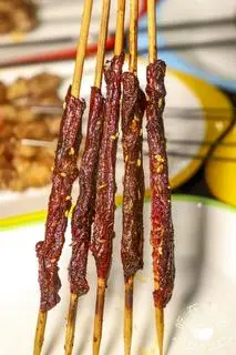 Hình ảnh Thịt bò khô nướng (5 xiên) - 烤风干牛肉（5串）