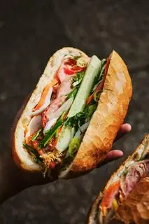 Hình ảnh Bánh mì Sài Gòn đặc biệt