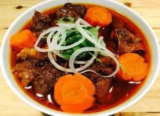 Hình ảnh bò kho lớn ( 2 ổ bánh mì)
