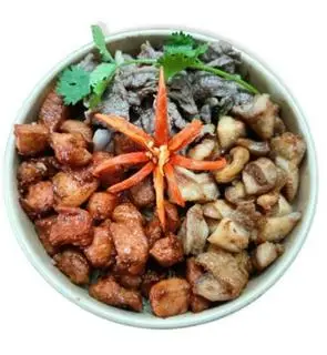 Hình ảnh Thố gà - bò - xá xíu